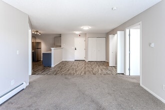 Brickstone in Chaska, MN - Foto de edificio - Interior Photo