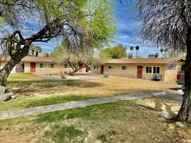 Santa Rosa Oasis Apartments