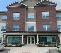 Harbor Town Senior Residence in Perrysburg, OH - Foto de edificio - Building Photo