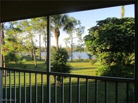 2684 Kings Lake Blvd in Naples, FL - Building Photo