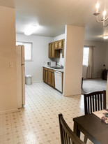 1128 Thomas St, Unit 4 Apartamentos