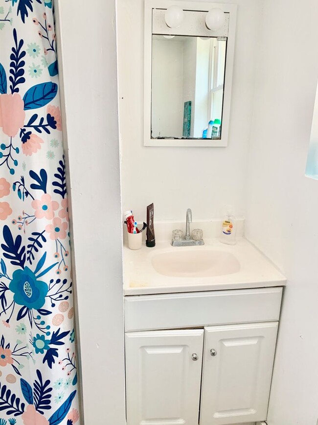 725 S Walnut St in Bloomington, IN - Building Photo - Building Photo