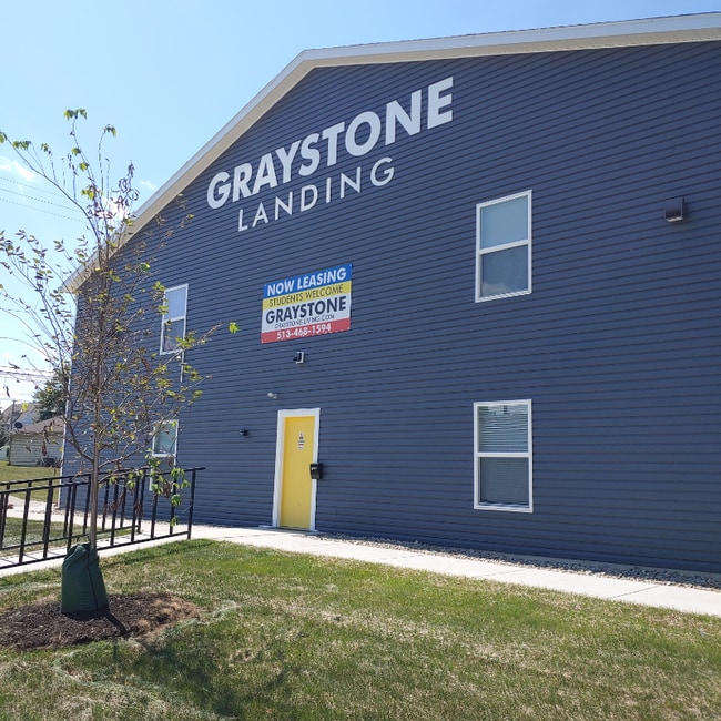 1520 E Berry St, Unit 101 in Fort Wayne, IN - Building Photo - Building Photo