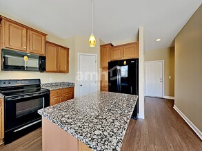 220 Solitude Cir in Goodlettsville, TN - Building Photo - Building Photo