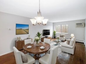 905 Lofts in East Hartford, CT - Foto de edificio - Building Photo