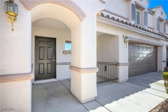 9304 Lady Finger Ct, Unit 48 in Las Vegas, NV - Building Photo - Building Photo