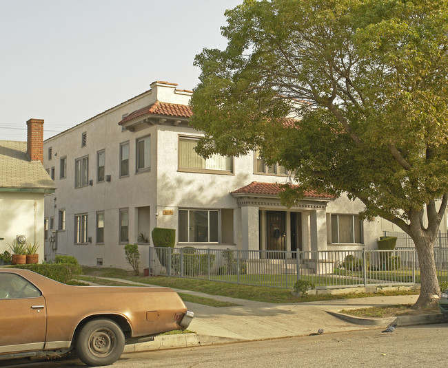 1658 S Van Ness Ave in Los Angeles, CA - Building Photo - Building Photo