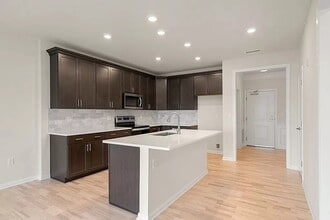 401 Emery Ln in Sudbury, MA - Building Photo - Building Photo