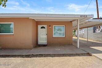 6103 Hanley Way in El Paso, TX - Building Photo - Building Photo