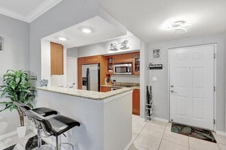 975 NW Flagler Ave in Stuart, FL - Foto de edificio - Building Photo