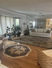 30 Michael Rd in Syosset, NY - Building Photo - Building Photo