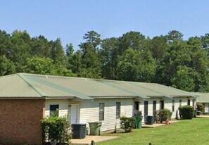 1043 Whiskey Run Rd in Camden, AL - Building Photo
