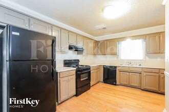 2340 Huntington Dr in Loganville, GA - Building Photo - Building Photo