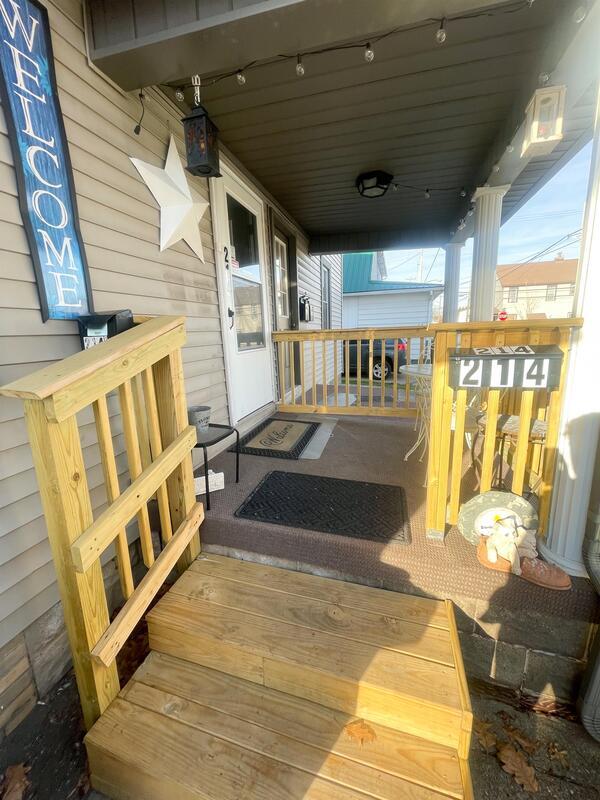 214 1st Dr NW in New Philadelphia, OH - Building Photo - Building Photo