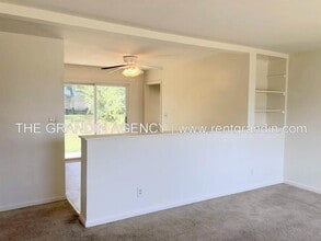 230 Frances Dr NW in Roanoke, VA - Building Photo - Building Photo