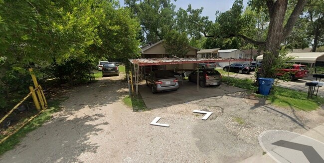 property at 804-804 Virginia St
