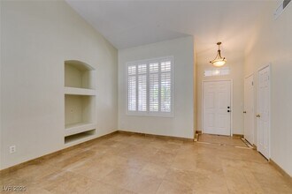 9530 S Soloshine St, Unit 1315 in Las Vegas, NV - Building Photo - Building Photo