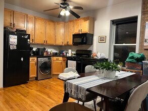 2747 W Le Moyne St in Chicago, IL - Building Photo - Building Photo