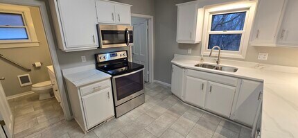 1015 E Eldorado St in Appleton, WI - Building Photo - Building Photo