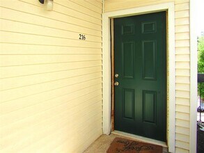 7431 Holly Hill Dr in Dallas, TX - Building Photo - Building Photo