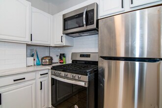 448 Park Dr in Boston, MA - Building Photo - Building Photo