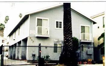 917 S Catalina St in Los Angeles, CA - Building Photo - Building Photo