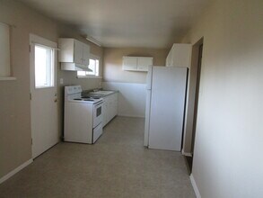 3065 Indiana Ave in Casper, WY - Building Photo - Building Photo