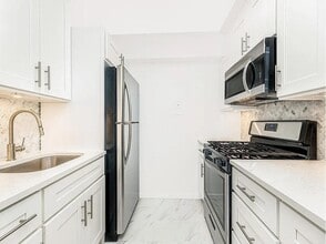 3311 Giles Pl in Bronx, NY - Building Photo - Building Photo