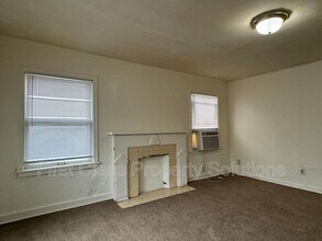 1904 NE 25th St in Oklahoma City, OK - Building Photo - Building Photo