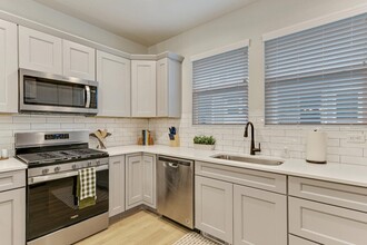 1991 N 3860 W in Lehi, UT - Building Photo - Building Photo