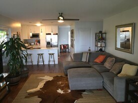 1801 Vancouver Dr in Honolulu, HI - Building Photo