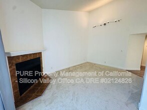 2290 Sun Glory Ln in San Jose, CA - Building Photo - Building Photo