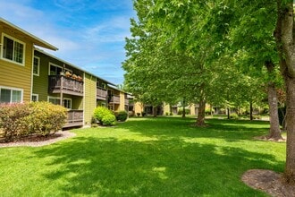 Aspen Glade Apartments in Enumclaw, WA - Foto de edificio - Building Photo