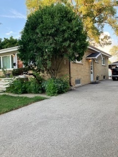property at 543 N Mount Prospect Rd
