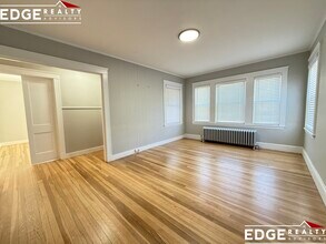 141 Edenfield Ave, Unit 1 in Watertown, MA - Building Photo - Building Photo