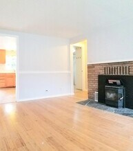 11705 SE Petrovitsky Rd in Renton, WA - Building Photo - Building Photo