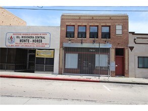 7914 Seville Ave-Unit -C in Huntington Park, CA - Building Photo - Building Photo