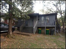 610 S Maple St in Little Rock, AR - Building Photo