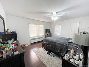 141 Nassau Ln, Unit Main in Island Park, NY - Building Photo - Building Photo