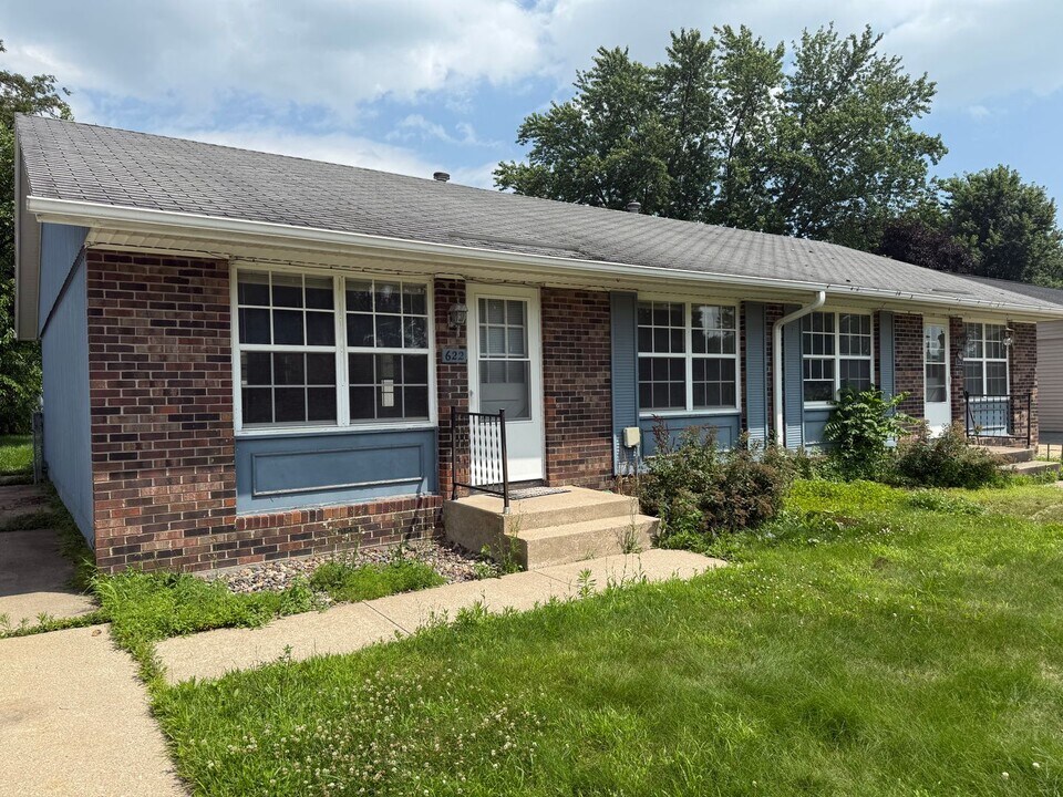 620 Sand Lake Road in Onalaska, WI - Building Photo