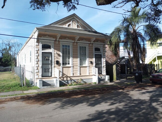 2119 Danneel St in New Orleans, LA - Building Photo - Building Photo