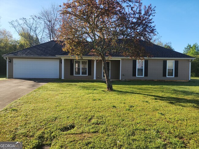property at 108 Duxbury Ct