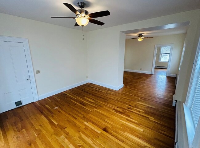 19 Gooding St-Unit -2 in Pawtucket, RI - Building Photo - Building Photo