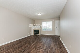 621 Carlton Pointe Dr in Palmetto, GA - Building Photo - Building Photo
