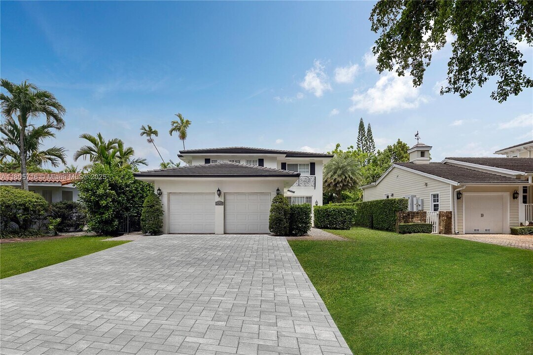 1529 Mercado Ave in Coral Gables, FL - Building Photo