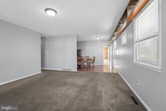 816 Lincoln St in Dover, DE - Foto de edificio - Building Photo