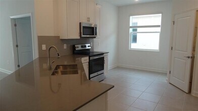 3046 Camden Wy in Davenport, FL - Building Photo - Building Photo
