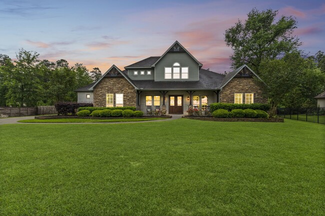 property at 5006 Newport Ct