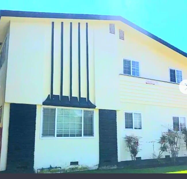 12006 Lamanda St, Unit Lamanda in Los Angeles, CA - Building Photo - Building Photo