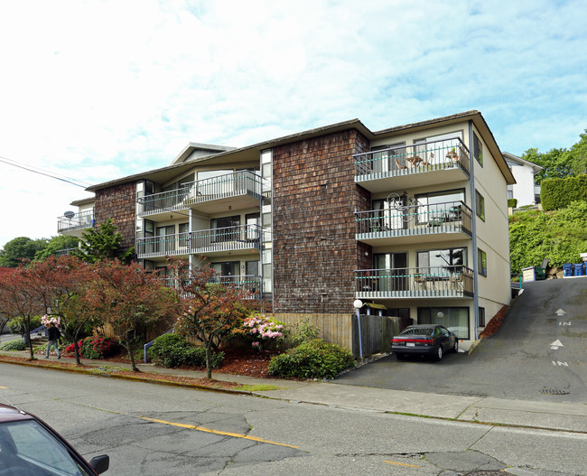 West Commodore Way Apartments in Seattle, WA - Foto de edificio - Building Photo